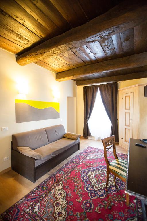 Hotel Il Campanile شيراسكو المظهر الخارجي الصورة